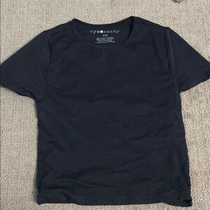 cropped soft black tee!